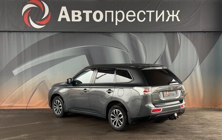 Mitsubishi Outlander III рестайлинг 3, 2014 год, 1 280 000 рублей, 7 фотография