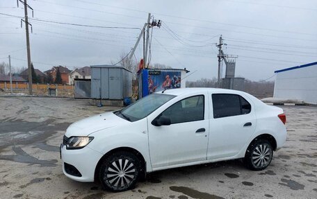 Renault Logan II, 2015 год, 600 000 рублей, 5 фотография