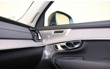 Volvo XC90 II рестайлинг, 2025 год, 13 600 000 рублей, 15 фотография