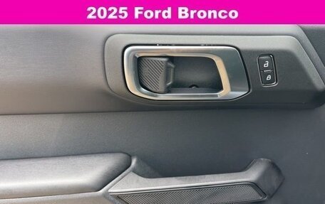 Ford Bronco, 2025 год, 9 783 222 рублей, 13 фотография