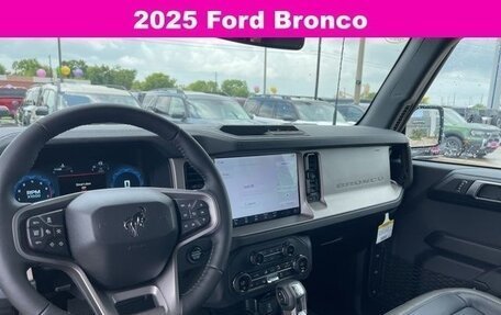 Ford Bronco, 2025 год, 9 783 222 рублей, 14 фотография