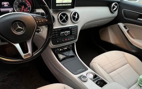 Mercedes-Benz A-Класс, 2014 год, 1 500 000 рублей, 7 фотография