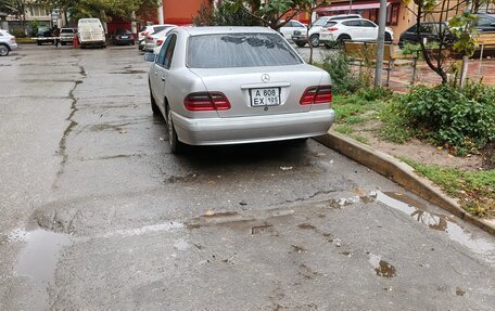 Mercedes-Benz E-Класс, 2002 год, 565 000 рублей, 6 фотография