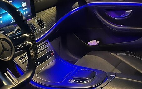 Mercedes-Benz E-Класс, 2021 год, 4 750 000 рублей, 12 фотография