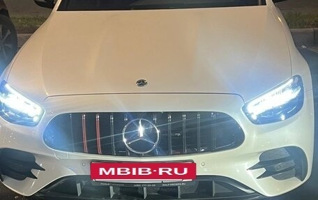 Mercedes-Benz E-Класс, 2021 год, 4 750 000 рублей, 11 фотография