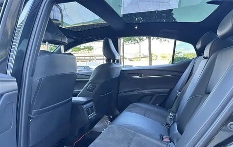 Toyota Camry, 2025 год, 4 450 000 рублей, 14 фотография