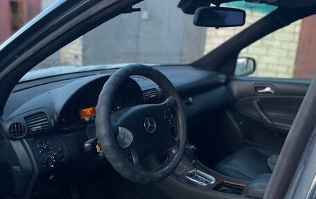 Mercedes-Benz C-Класс, 2001 год, 399 000 рублей, 6 фотография