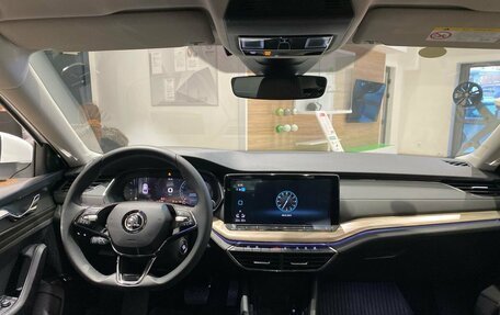 Skoda Octavia IV, 2025 год, 3 900 000 рублей, 11 фотография