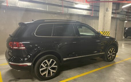Volkswagen Touareg III, 2017 год, 3 850 000 рублей, 10 фотография