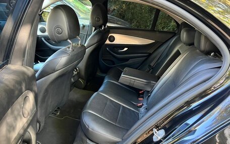 Mercedes-Benz E-Класс, 2016 год, 1 650 000 рублей, 3 фотография