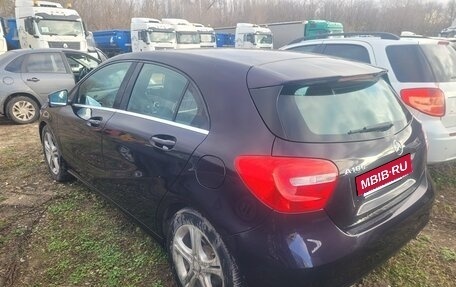 Mercedes-Benz A-Класс, 2013 год, 1 300 000 рублей, 4 фотография