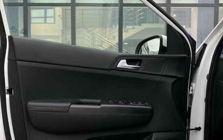 KIA Sportage IV рестайлинг, 2021 год, 2 489 000 рублей, 21 фотография