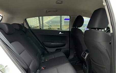 KIA Sportage IV рестайлинг, 2021 год, 2 489 000 рублей, 29 фотография