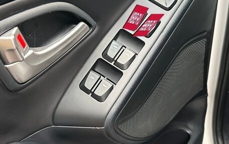 Hyundai ix35 I рестайлинг, 2013 год, 1 400 000 рублей, 7 фотография