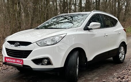 Hyundai ix35 I рестайлинг, 2013 год, 1 400 000 рублей, 2 фотография