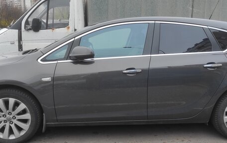 Opel Astra J, 2013 год, 950 000 рублей, 5 фотография