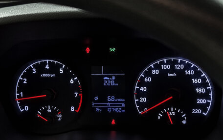 Hyundai Solaris II рестайлинг, 2017 год, 1 207 000 рублей, 13 фотография