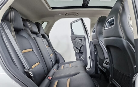 FAW Bestune T77, 2024 год, 1 999 000 рублей, 8 фотография