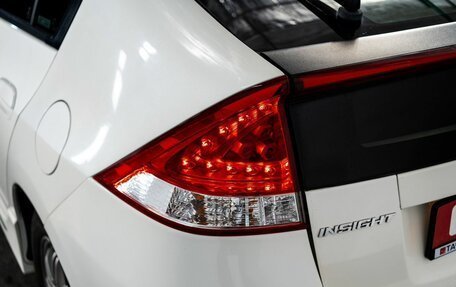 Honda Insight II рестайлинг, 2011 год, 835 000 рублей, 20 фотография