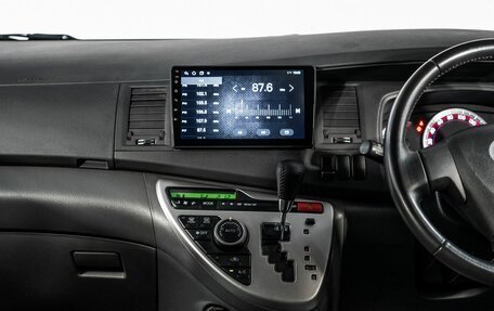 Toyota ISis I, 2010 год, 1 280 000 рублей, 12 фотография