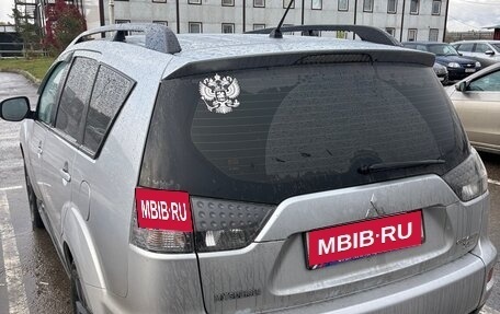 Mitsubishi Outlander III рестайлинг 3, 2011 год, 1 200 000 рублей, 1 фотография