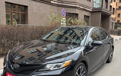 Toyota Camry, 2018 год, 2 000 000 рублей, 1 фотография