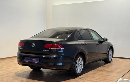 Volkswagen Passat B8 рестайлинг, 2016 год, 1 670 000 рублей, 4 фотография
