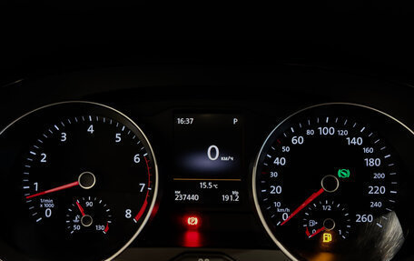 Volkswagen Passat B8 рестайлинг, 2016 год, 1 670 000 рублей, 12 фотография