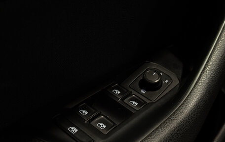 Volkswagen Passat B8 рестайлинг, 2016 год, 1 670 000 рублей, 21 фотография