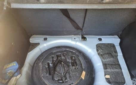 Hyundai Solaris II рестайлинг, 2012 год, 800 000 рублей, 2 фотография