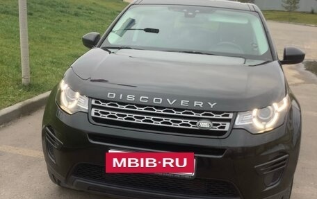 Land Rover Discovery Sport I рестайлинг, 2015 год, 2 150 000 рублей, 3 фотография