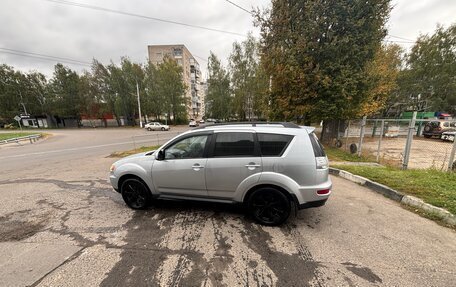 Mitsubishi Outlander III рестайлинг 3, 2011 год, 1 200 000 рублей, 4 фотография