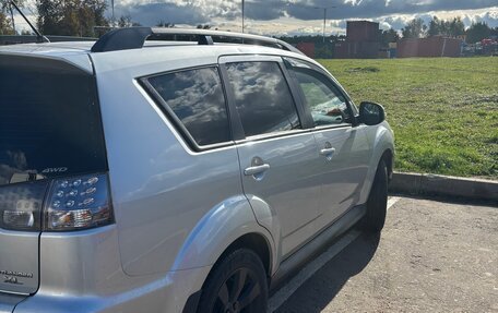 Mitsubishi Outlander III рестайлинг 3, 2011 год, 1 200 000 рублей, 8 фотография