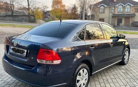 Volkswagen Polo VI (EU Market), 2011 год, 770 000 рублей, 3 фотография