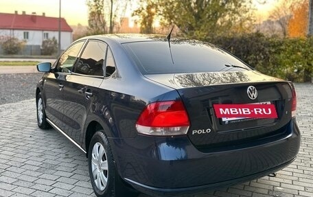 Volkswagen Polo VI (EU Market), 2011 год, 770 000 рублей, 2 фотография