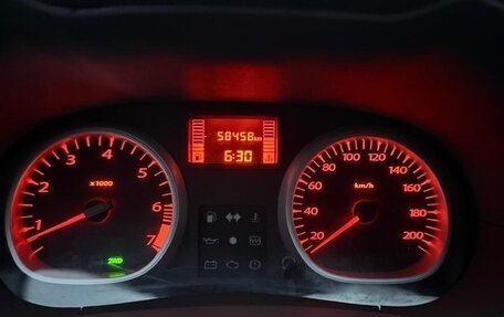 Renault Duster I рестайлинг, 2014 год, 990 000 рублей, 8 фотография