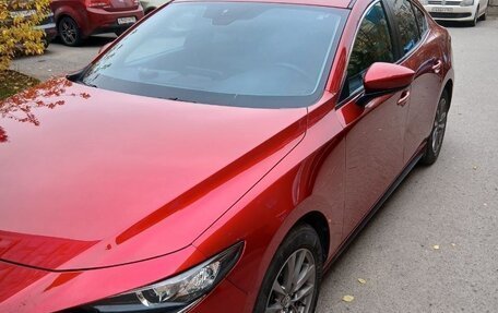 Mazda 3, 2021 год, 2 100 000 рублей, 5 фотография