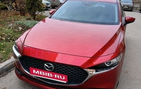 Mazda 3, 2021 год, 2 100 000 рублей, 7 фотография
