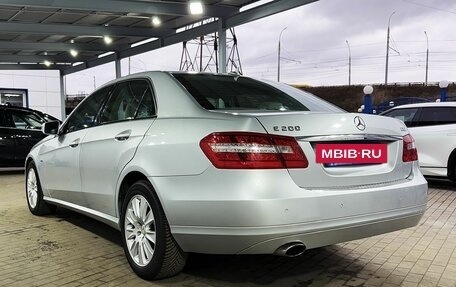 Mercedes-Benz E-Класс, 2009 год, 1 349 000 рублей, 3 фотография