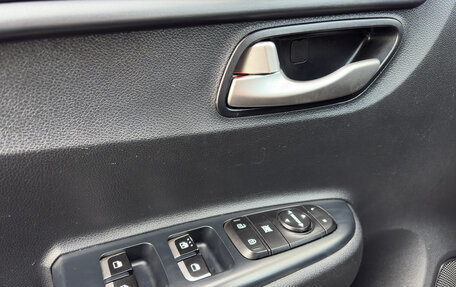 KIA Rio IV, 2018 год, 1 200 000 рублей, 19 фотография