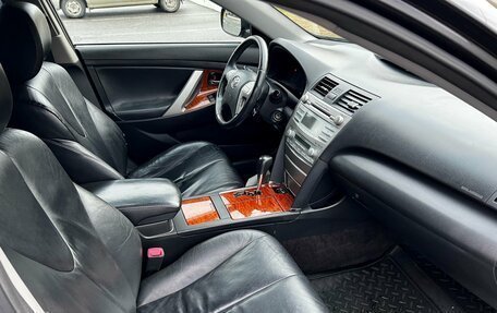 Toyota Camry, 2008 год, 778 000 рублей, 11 фотография