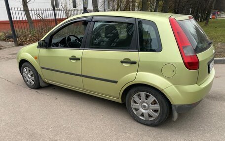 Ford Fiesta, 2005 год, 300 000 рублей, 1 фотография