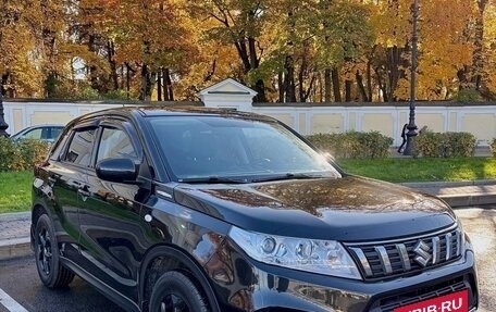 Suzuki Vitara II рестайлинг, 2021 год, 2 000 000 рублей, 1 фотография