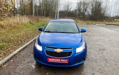 Chevrolet Cruze II, 2011 год, 670 000 рублей, 1 фотография