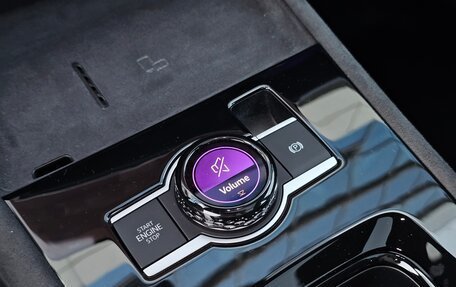 Volkswagen Tiguan, 2025 год, 4 950 000 рублей, 30 фотография