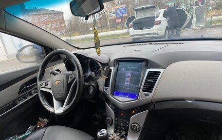 Chevrolet Cruze II, 2011 год, 670 000 рублей, 5 фотография