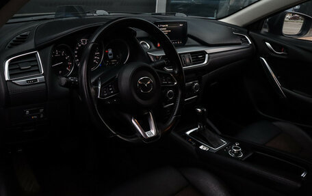 Mazda 6, 2018 год, 1 950 000 рублей, 11 фотография