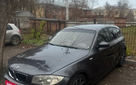 BMW 1 серия, 2006 год, 780 000 рублей, 2 фотография