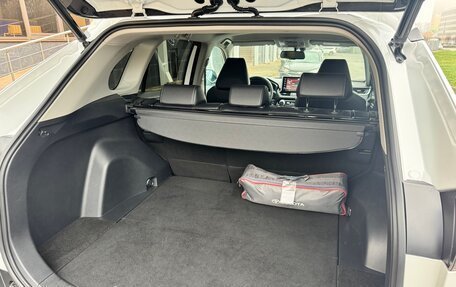 Toyota RAV4, 2020 год, 3 395 000 рублей, 12 фотография