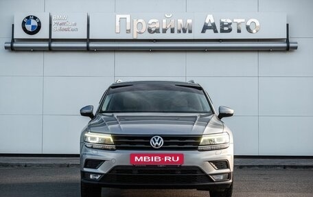 Volkswagen Tiguan II, 2018 год, 2 600 000 рублей, 3 фотография